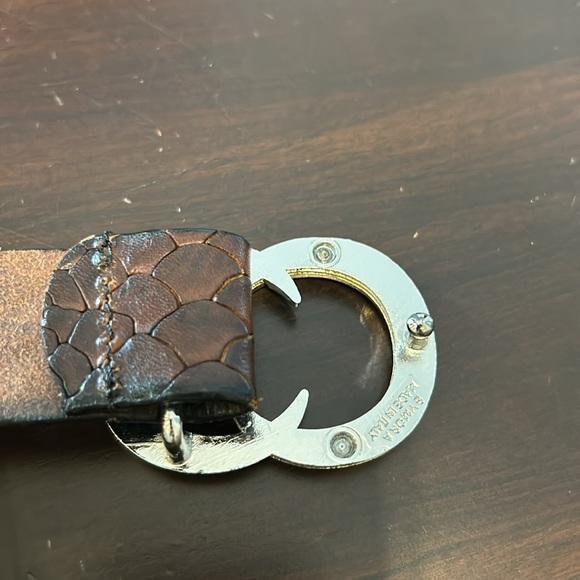 IZETTE Croc Embossed Leather Belt with Double C Two Tone Belt Buckle - Picture 10 of 15